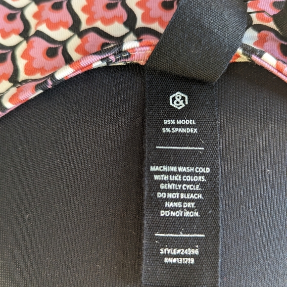 SALE! Agnes & Dora Everyday Tee Blooming Lotus NWT - Picture 6 of 6
